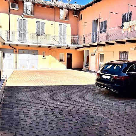 Apartamento Cá d la trifola free parking included Alba  Exterior foto