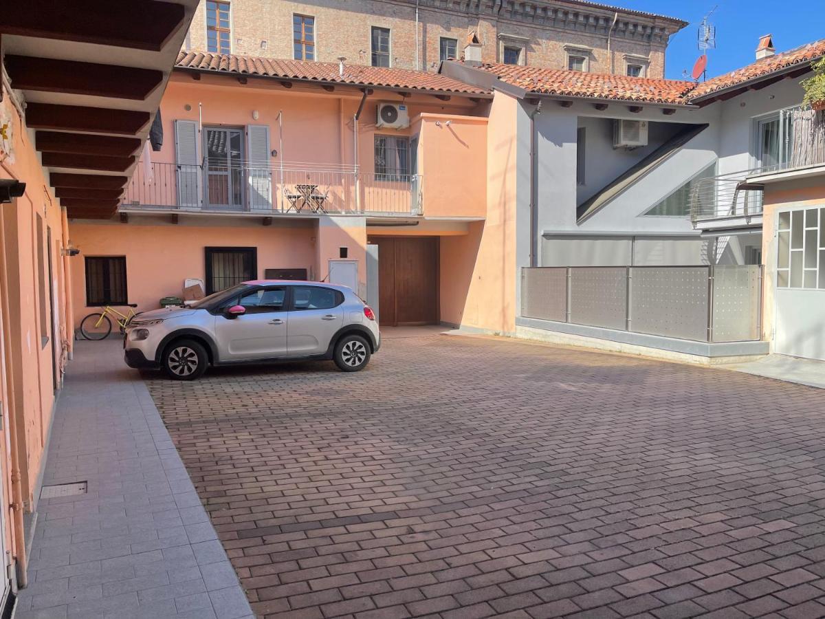 Apartamento Cá d la trifola free parking included Alba  Exterior foto